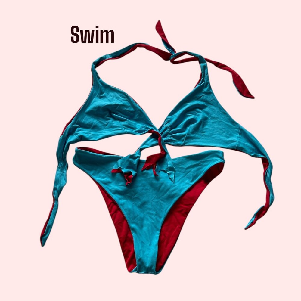 Two-Tone Reversible Swimsuit Red Ocean Blue Size S/M Beach Vacation Bikini